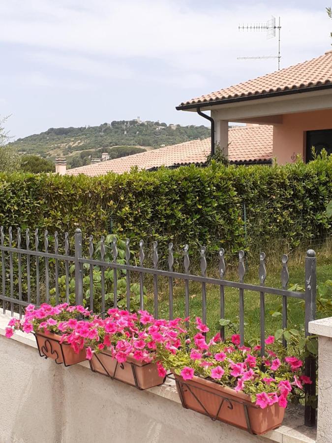 Residence Ai Campi Da Golf Saturnia Eksteriør billede