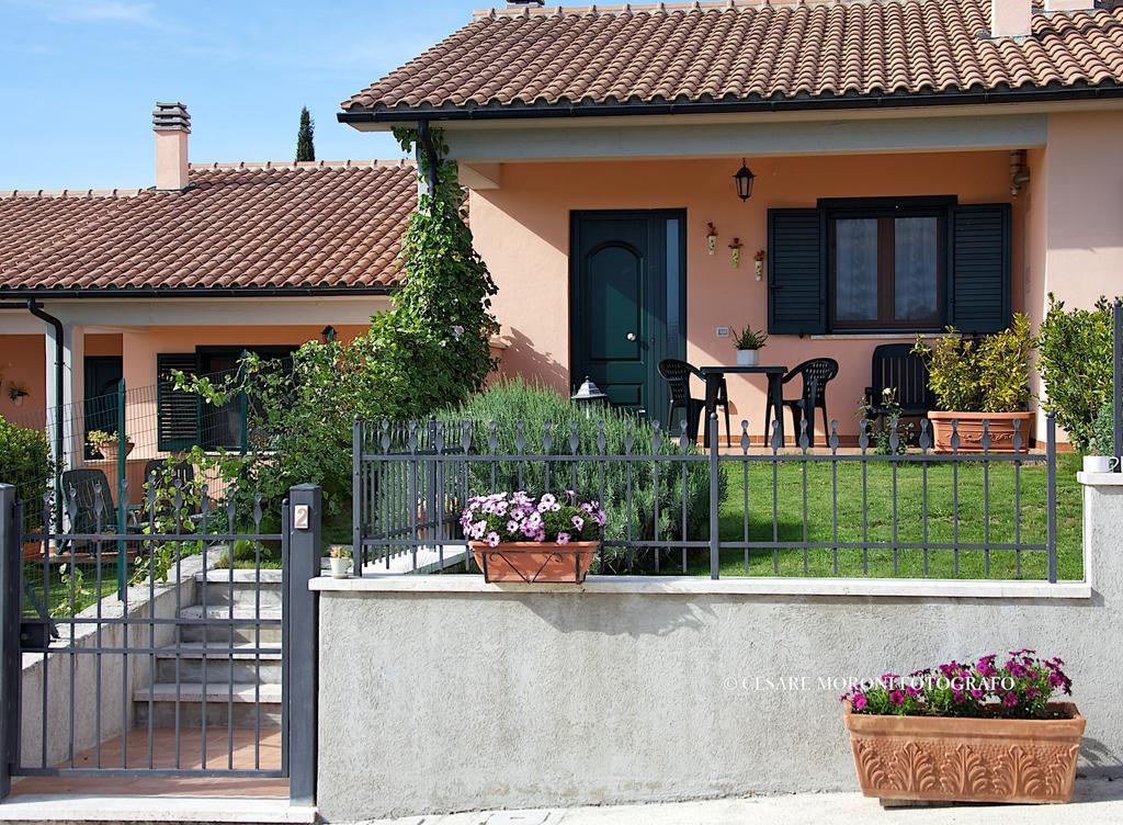 Residence Ai Campi Da Golf Saturnia Eksteriør billede