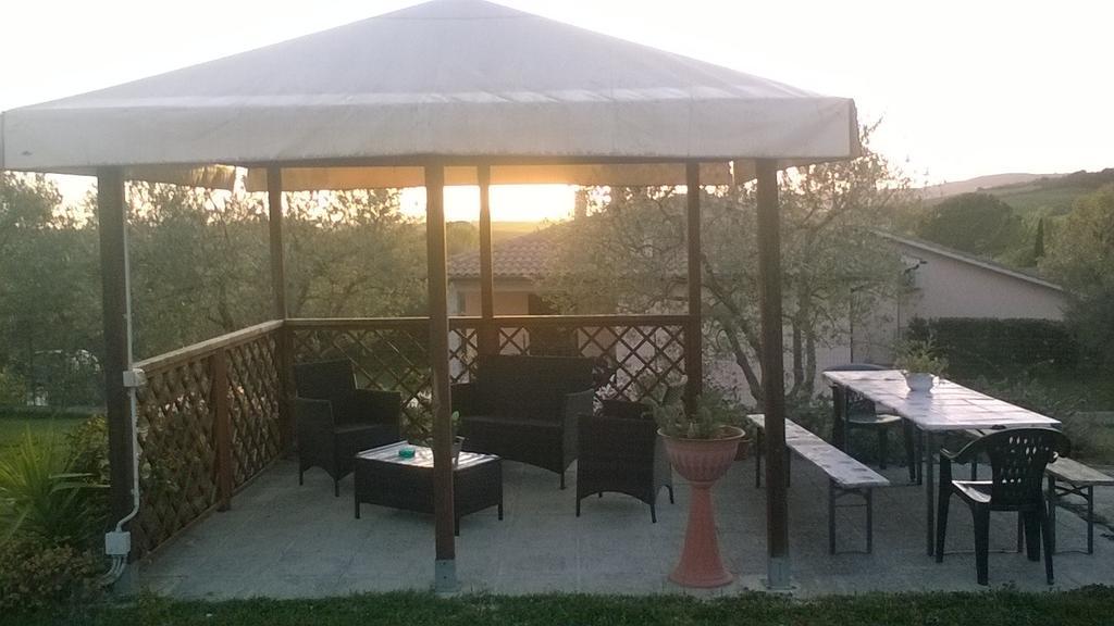 Residence Ai Campi Da Golf Saturnia Eksteriør billede
