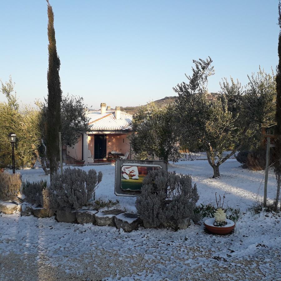 Residence Ai Campi Da Golf Saturnia Eksteriør billede